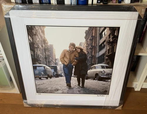 Don Hunstein: Bob Dylan and Suze Rotolo, Freewheelin' session 1963 - Image 2